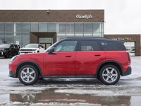 *Sunroof, Heated Seats, Climate Control, Remote Start, Lane Keep Assist!* More than a quirky crossov... (image 2)