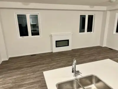 Oshawa brand new, never livedin 4bedroom, 3.5washroom townhouse for rent at 2004 Horace Duncan Cresc...