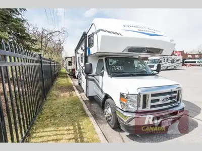 Please Call Us At 613.851.7326 with any questions? Forest River Sunseeker LE Class C gas motorhome 2...