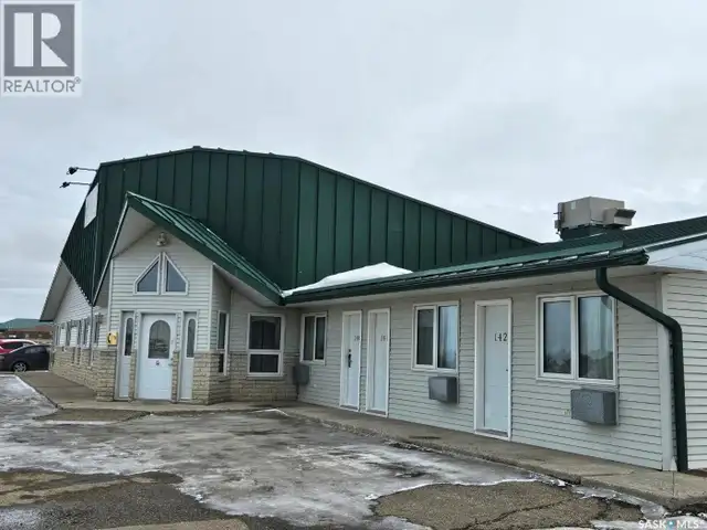 238 Sims AVENUE Weyburn, Saskatchewan in Commercial & Office Space for Sale in Regina - Image 15