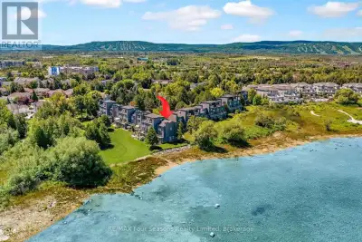 Georgian Bay Waterfront Corner/ End Unit Condo! Welcome to your dream waterfront retreat! This beaut...