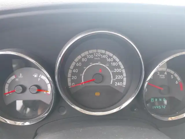 2010 Dodge Caliber Express in Cars & Trucks in Drummondville - Image 3
