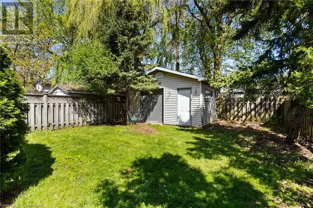 8117 LYNHURST Drive Niagara Falls, Ontario in Houses for Sale in St. Catharines - Image 7