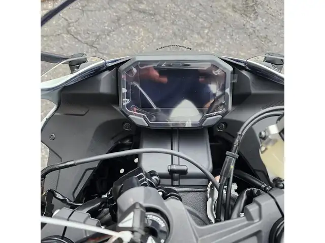 2026 Kawasaki Ninja ZX-6R ABS in Sport Bikes in Brantford - Image 14