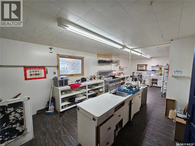 19 Broadway STREET Redvers, Saskatchewan in Commercial & Office Space for Sale in Regina - Image 21
