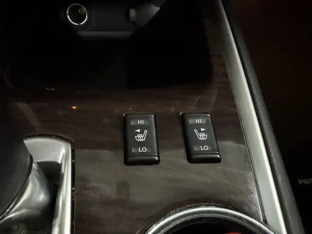 2014 Nissan Pathfinder 2WD 4dr SL in Cars & Trucks in Longueuil / South Shore - Image 29