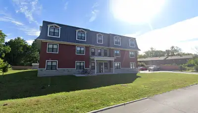 This unit is close to Perth Hospital, transit, and other amenities. The building is equipped with an...