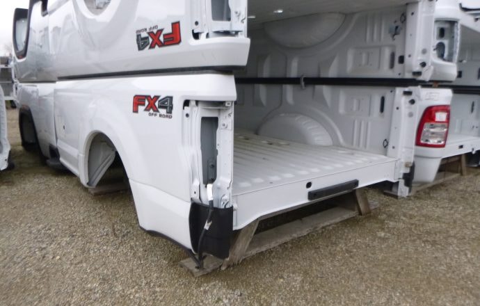 #49755 2017-22 Superduty F250/350 SRW 8' White Take off Truck | Auto ...