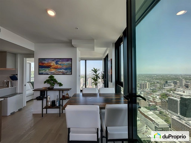 $910,600 - Condominium in Ville-Marie (downtown, old Mtl) — photo 1