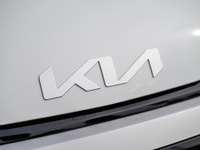 AMVIC Licensed Dealer. Price Expiry January 16, 2025 Engine: 4 Cylinder Engine 2.5L L/100Km City: 9.... (image 7)