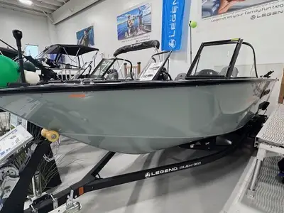 Check out our 2025 Legend 18 XF powered by a Mercury 115 ELPT 4S. This is a Specials List model with...