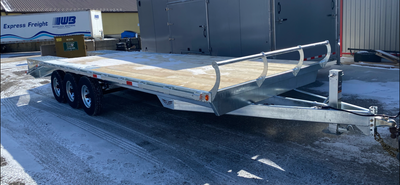 2025 Tow Tek 25' Galvanized Triple Axle Trailer – 21,000lb GVWR – Flat Ramps Description: Stop overp...