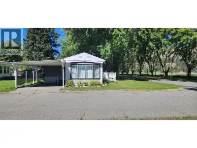 Experience country living at its finest in Almond Gardens with this charming 1981 manufactured home....
