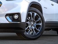 CARGET AUTOMOTIVE is thrilled to offer this 2019 Chevrolet Traverse RS, a sporty three-row SUV featu... (image 2)