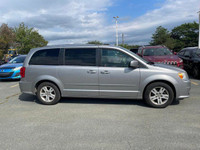 Come see this 2017 Dodge Grand Caravan Crew Plus before someone takes it home! *Get Your Money's Wor... (image 2)