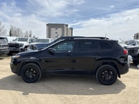 AMVIC Licensed Dealer * Technology Group * Luxury Group * Trailer Tow Group * Panoramic Sunroof * Po... (image 4)