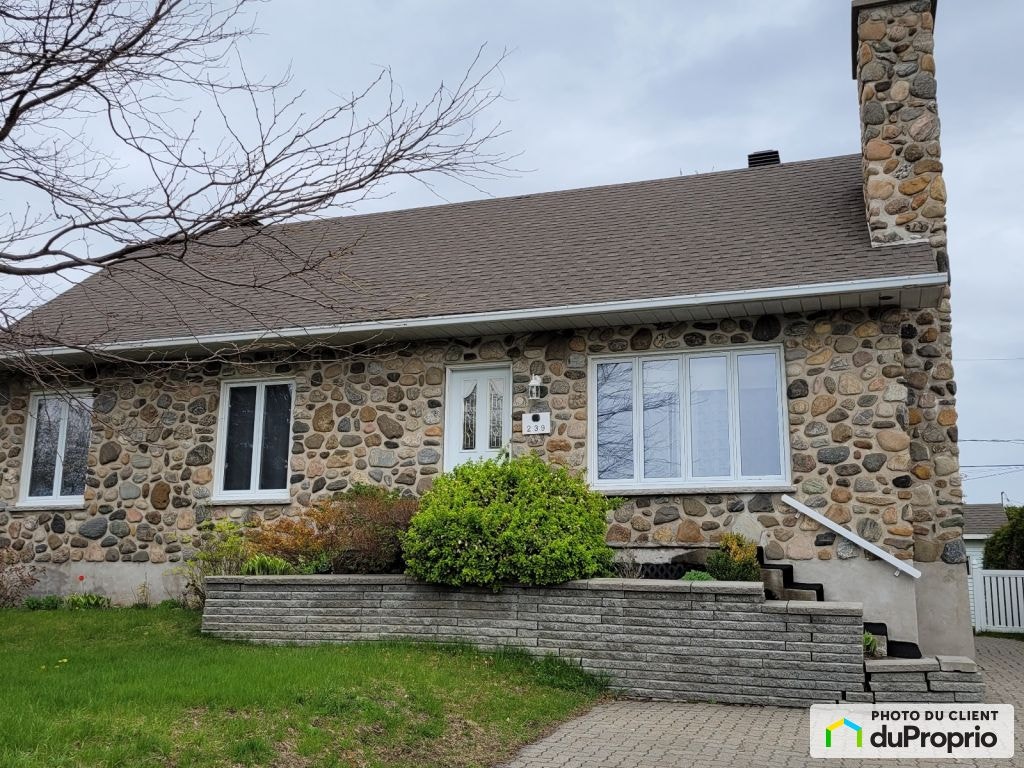 $424,900 - Bungalow for sale in Sorel-Tracy — photo 2