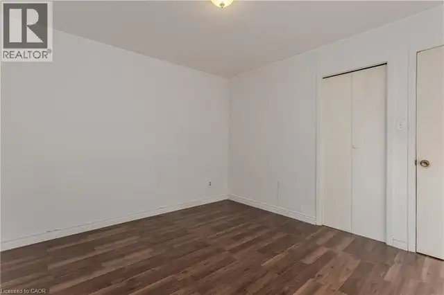 3196 CENTENNIAL Drive Burlington, Ontario in Houses for Sale in Oakville / Halton Region - Image 24