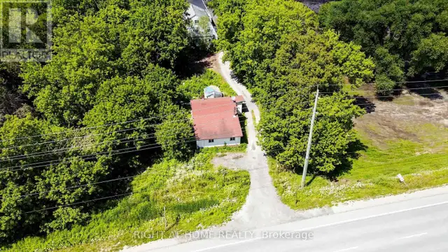 2884 COUNTY RD 89 Innisfil, Ontario in Houses for Sale in Barrie - Image 19