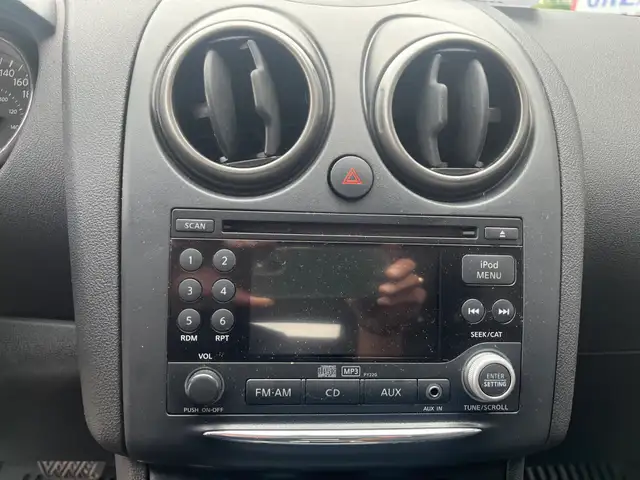 2011 Nissan Rogue SV5067413075270144013