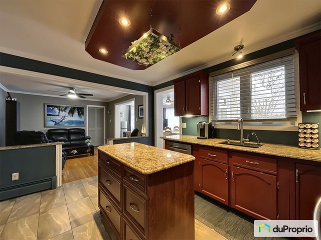 $683,900 - Bungalow for sale — photo 2