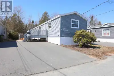 Welcome to 6 Apple Street in the heart of Dartmouth! This cozy and well-maintained mobile home offer...