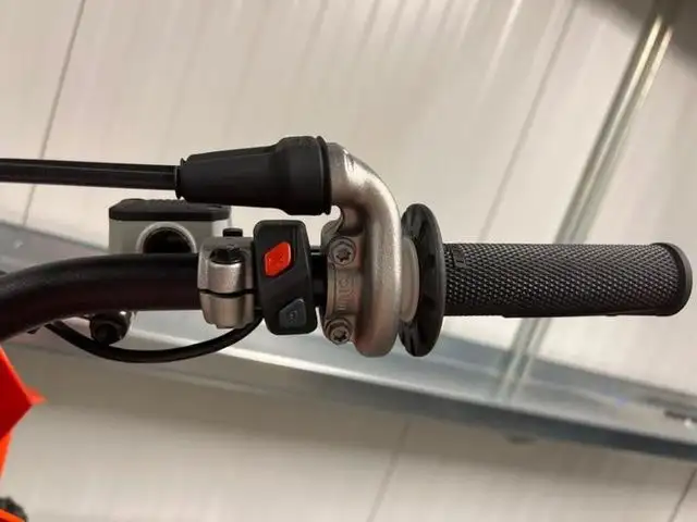 2024 KTM 250 SX in Dirt Bikes & Motocross in Calgary - Image 14