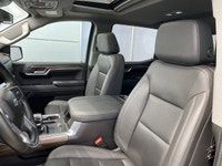 ONE OWNER, CLEAN CARFAX, Dealer Maintained, 22 INCH Wheels, Black Badges, Heated Seats, Heated Steer... (image 7)