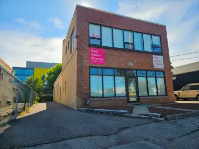 COMMERCIAL OFFICE + HEATED WAREHOUSE + SECURE YARD – SOUTH ETOBICOKE 98 Judge Road, Toronto Availabl...