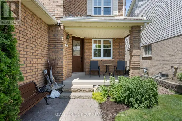 1157 BEAVER VALLEY CRESCENT Oshawa (Northglen), Ontario62868539327618121