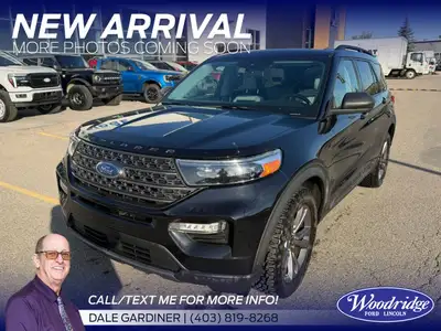 Welcome to Woodridge Ford. Low Mileage, Lane Keep Assist, Apple CarPlay, Android Auto, SYNC 3, Alumi...