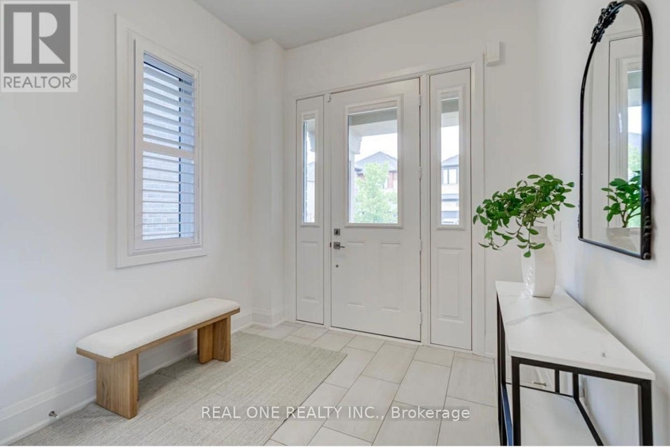 4157 HILLSBOROUGH CRESCENT Oakville (GO Glenorchy), Ontario 2