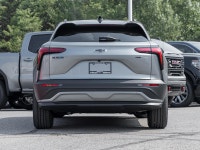 (up to 455km On Full Charge )Midnight Edition- Black Roof | HD Surround Vision | Black Gloss Wheels... (image 5)