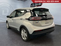 The 2023 Chevrolet Bolt EV 1LT blends efficient electric performance, modern technology, and everyda... (image 6)