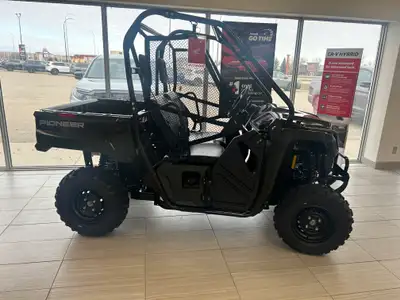 PRICE: $15499+ $1630 Freight/PDI; = $17,129+ Taxes. (Specials on Now Call Dealer For Current Promoti...