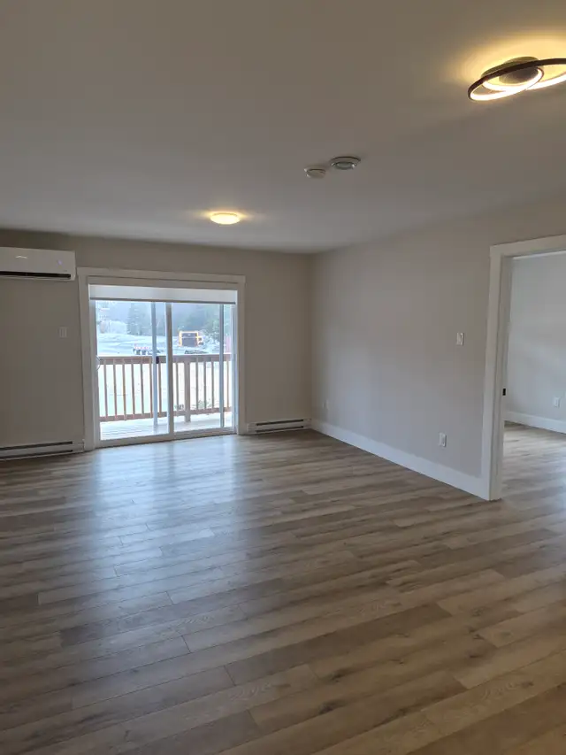 39 Dobbin St 2 bedroom apartment in Rothesay 2nd & 3rd Floor in Long Term Rentals in Saint John - Image 11