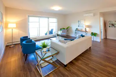 Premium Living in Bedford at Amesbury Gate- Call Today! Current Incentives: 1 Month FREE Rent (on se...
