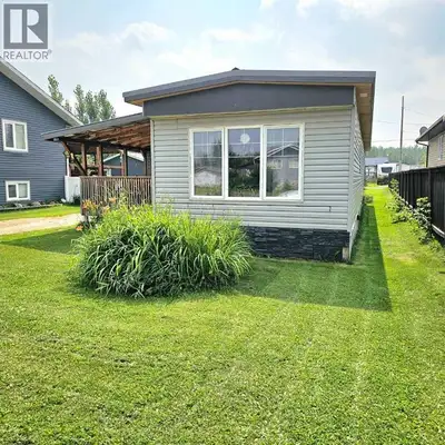 RENT TO OWN! This 1040 square foot 1975 mobile home is located in the heart of Plamondon Alberta. Th...