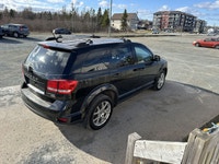 NEW MVI! 7 PASSENGER! TV! SUNROOF! POWER WINDOWS, LOCKS, MIRRORS, ETC! CLEAN WELL PRICED SUV WITH RO... (image 3)