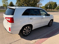 2014 Kia Sorento AWD 4dr V6 Auto SX w/3rd Row,Excellent conditions,7 seater,2 previous owners,carfax... (image 9)