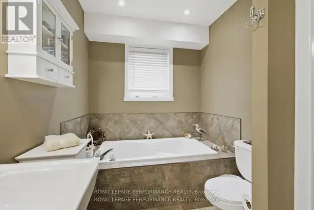 18353 LANA DRIVE South Glengarry, Ontario in Houses for Sale in Cornwall - Image 27