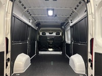 TRAILER SWAY CONTROL, ILLUMINATED ENTRY, REMOTE KEYLESS ENTRY, TRACTION CONTROL, ELECTRONIC STABILIT... (image 9)