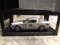 1/18 DIECAST AUTOART FORD MUSTANG RACING FR 500C GRAND-AM CUP"05