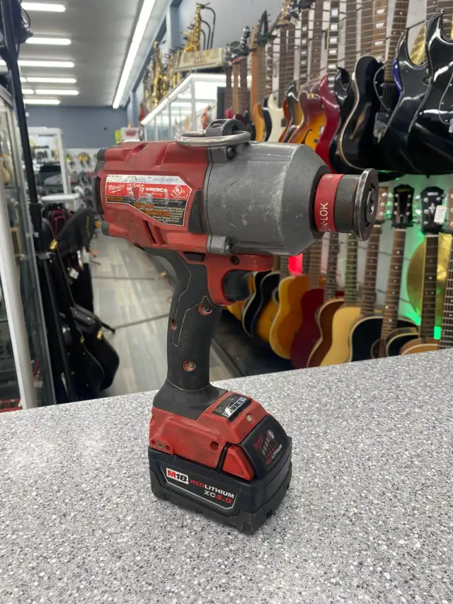 Milwaukee 2865 M18 7/16 Impact Wrench in Power Tools in City of Toronto - Image 3