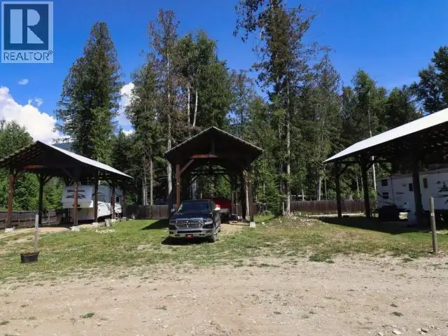 1701 Ireland Road Unit# 9 Seymour Arm, British Columbia in Land for Sale in Kamloops - Image 7