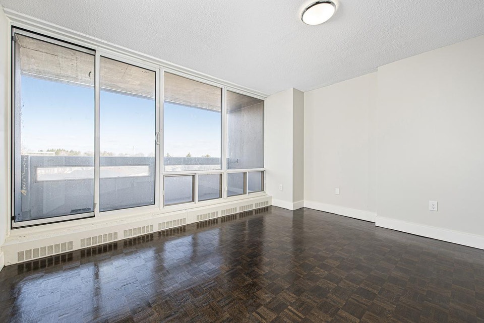 2 Bedroom Apartment for Rent - 5600 Sheppard Avenue E 4
