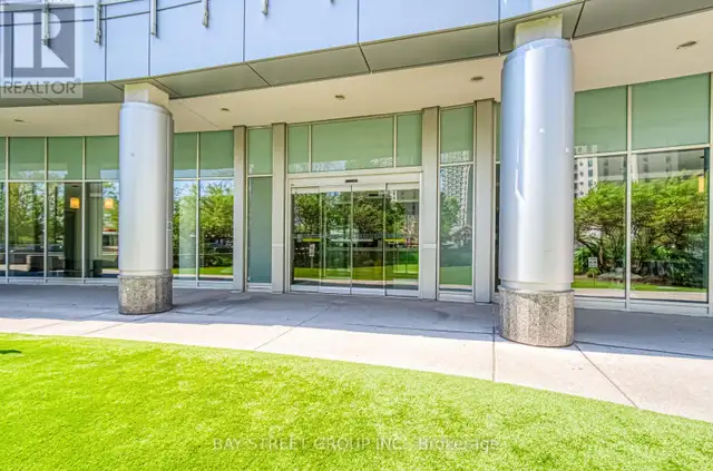 2811 - 8 YORK STREET Toronto (Waterfront Communities), Ontario63006664346753123