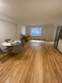 FULLY FURNISHED, spacious 1 bedroom unit in the heart of Downtown Montreal located at 1433 Rue Tower... (image 2)