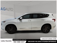 2022 Hyundai Santa Fe Ultimate Experience the Hyundai Santa Fe Ultimate with just 128992 km, finishe... (image 4)