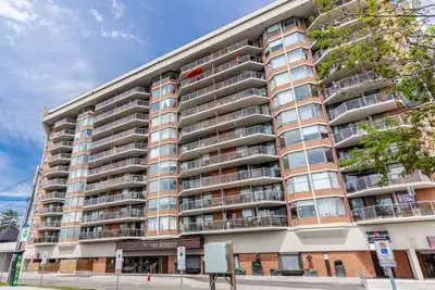 Windsor Apartments - 2 Bedroom available at 505 Locust Street, B